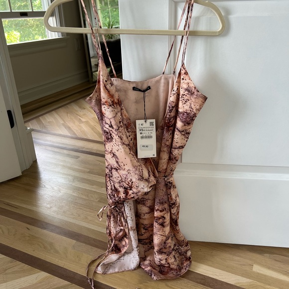 Zara mini silk dress - Picture 2 of 4